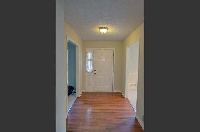 Building Photo - 1210 Rocky Rd