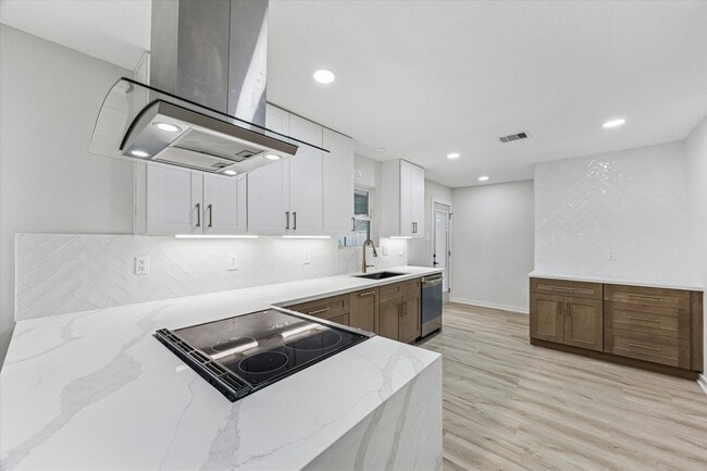 Building Photo - 9627 Vilven Ln