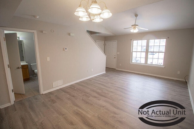 Building Photo - 1604 Citadel Dr