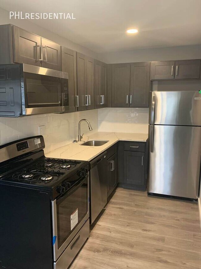 Primary Photo - 45-49 E. Cliveden street-1b