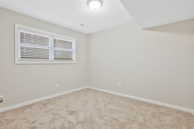 Building Photo - 4418 Newcastle Cir