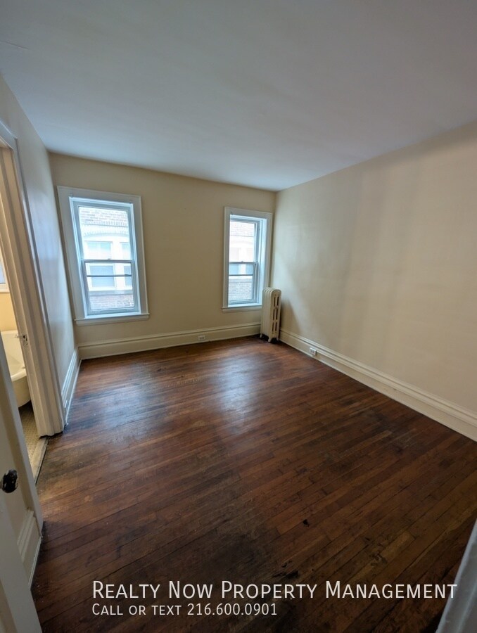 Building Photo - 2453 Overlook Rd