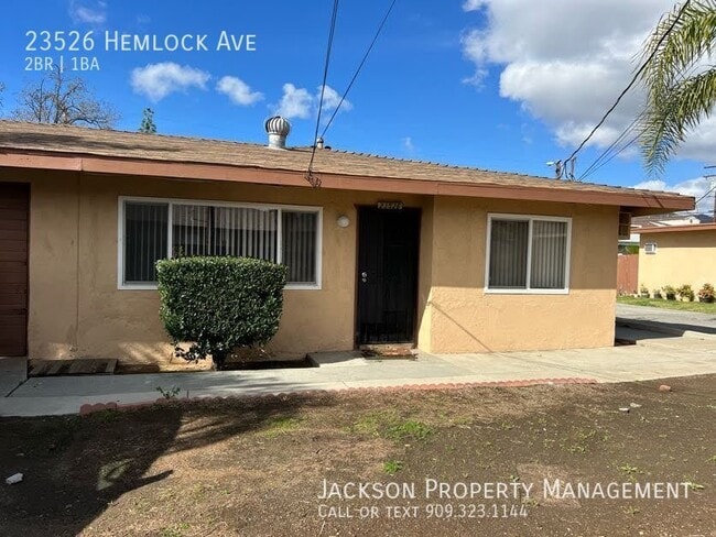 Building Photo - Great 2 Bedroom Unit