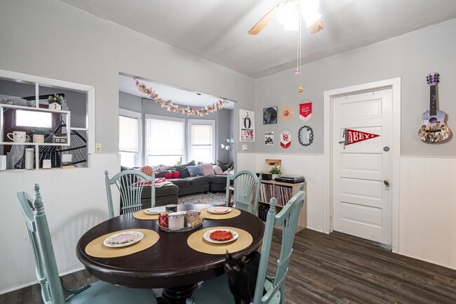 Building Photo - Bartlett Lower steps to campus