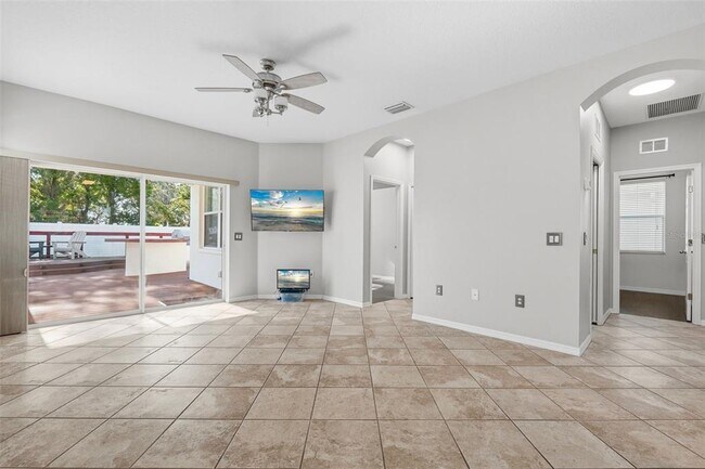 Building Photo - 14330 Tree Swallow Way