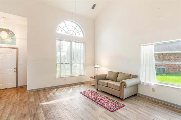 Building Photo - 17523 Poplar Canyon Ln