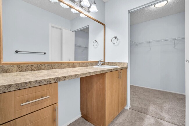 Building Photo - 6889 NW 173rd Dr