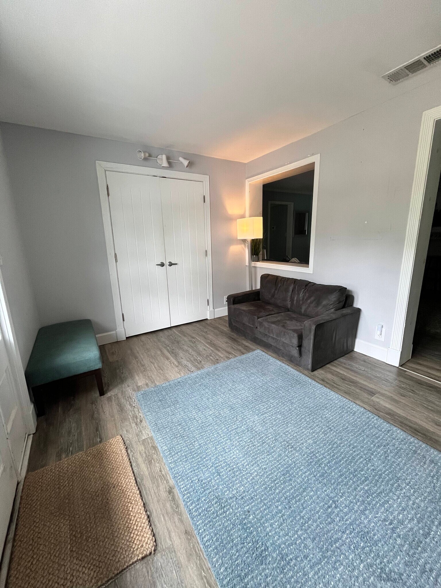 Building Photo - 144 Menendez Rd