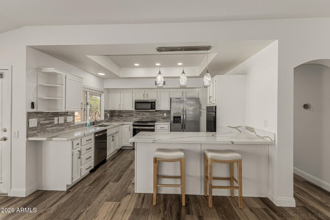 Building Photo - 14506 W Huron Dr