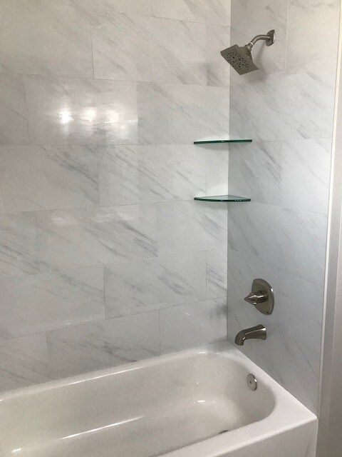 Bathroom - 6216 Roddie St