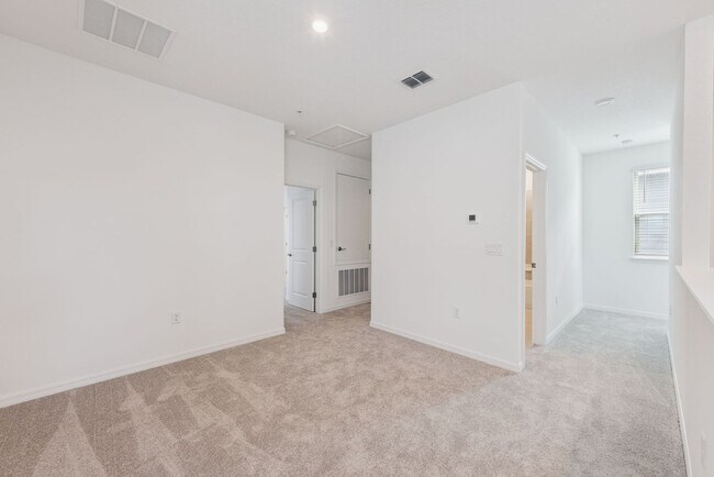 Building Photo - Brand New Construction 4b/3ba Home in Debary