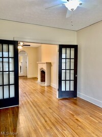 Building Photo - 1725 Yale Ave NW