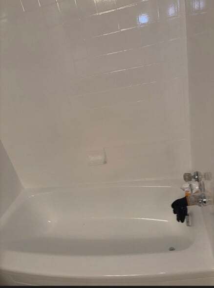 Building Photo - 812 Brook Hill Rd