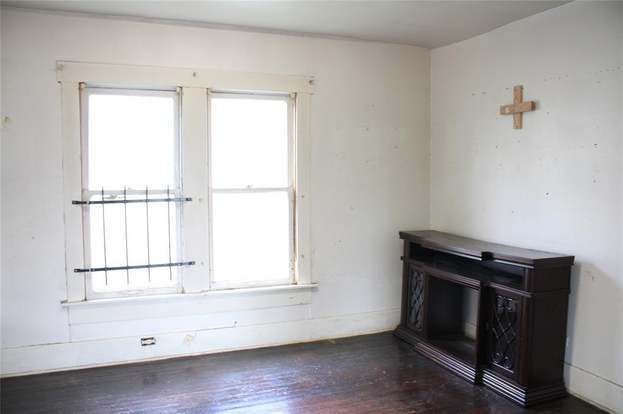 Building Photo - 1416 Featherstone St