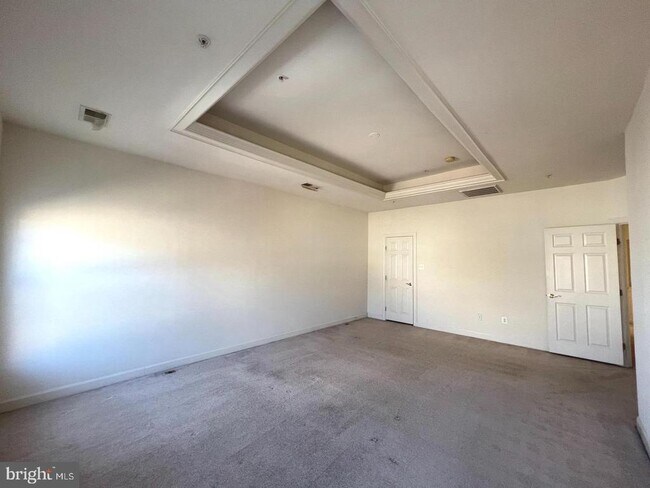 Building Photo - 15808 Buxton Pl