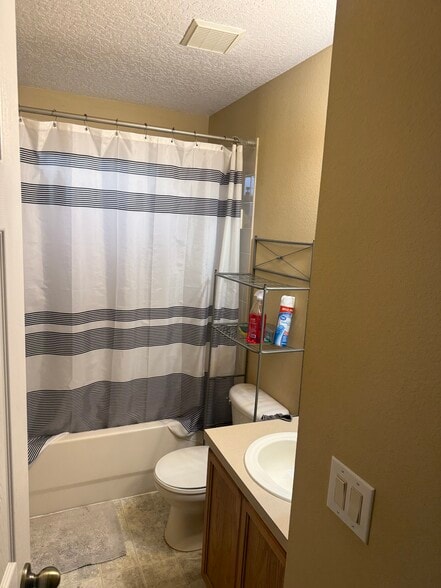 Building Photo - 3819 Pyrite Dr