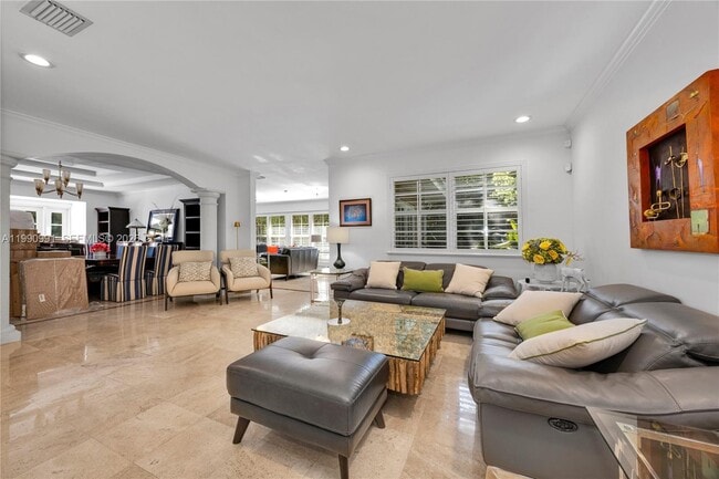 Building Photo - 6200 Granada Blvd