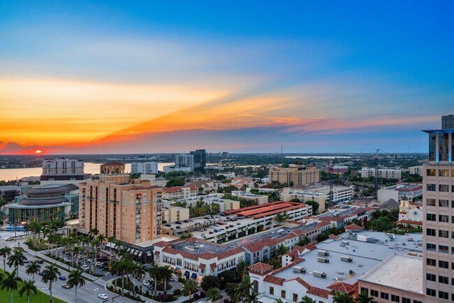 Building Photo - 550 Okeechobee Blvd