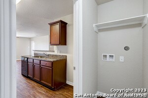 Building Photo - 12118 Luckey View