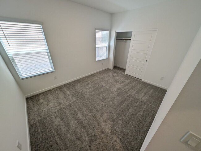 Building Photo - 3339 Rocky Waters Ave