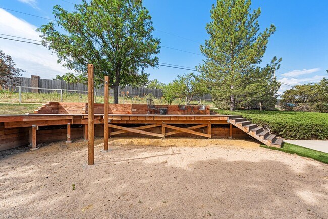 Building Photo - 12540 W 86th Ave