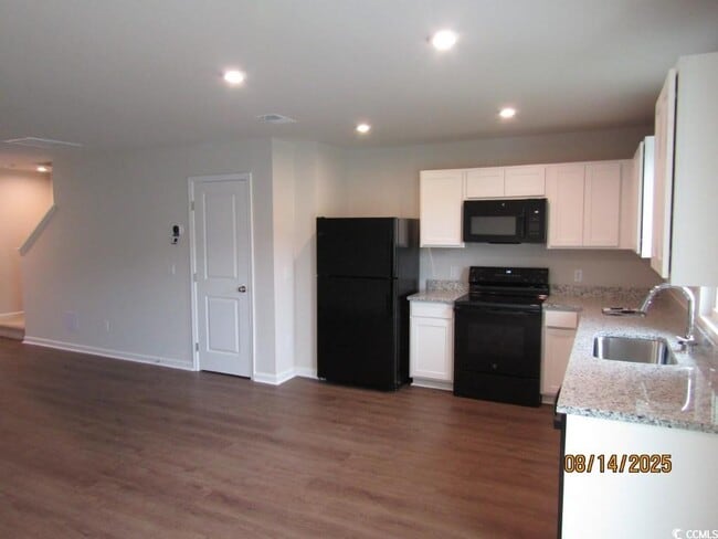 Building Photo - 3006 Northwest Dr
