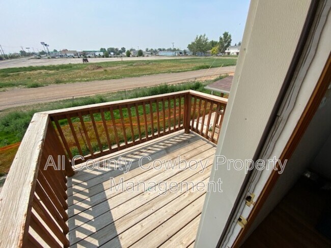 Building Photo - 1557 W Jefferson St