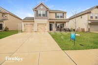 Building Photo - 153 Hidden Lakes Rd