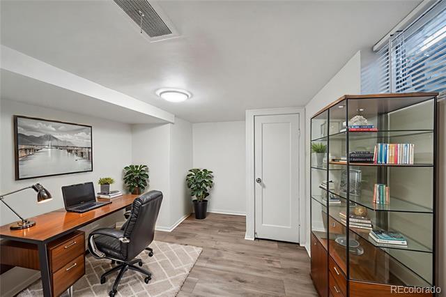 Building Photo - 4300 S Acoma St