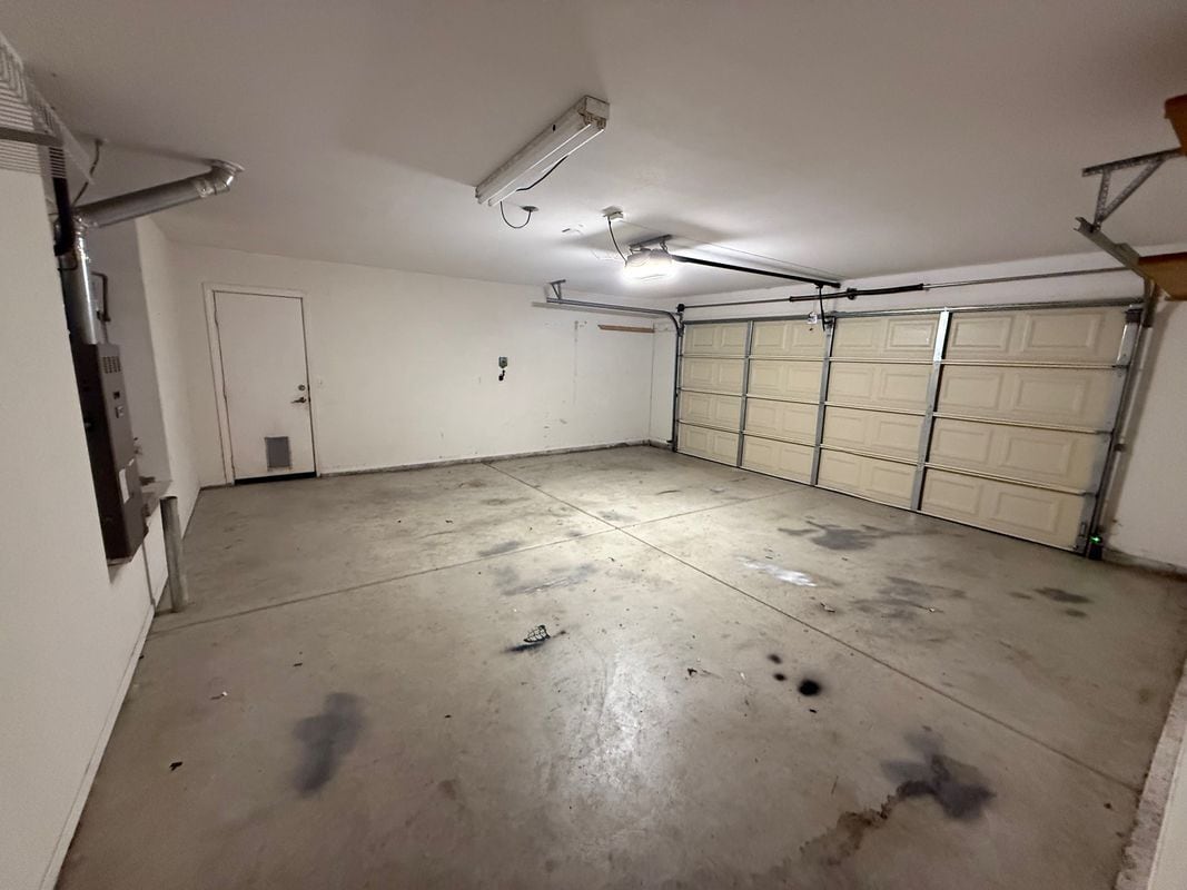 Building Photo - 66252 Avenida Barona