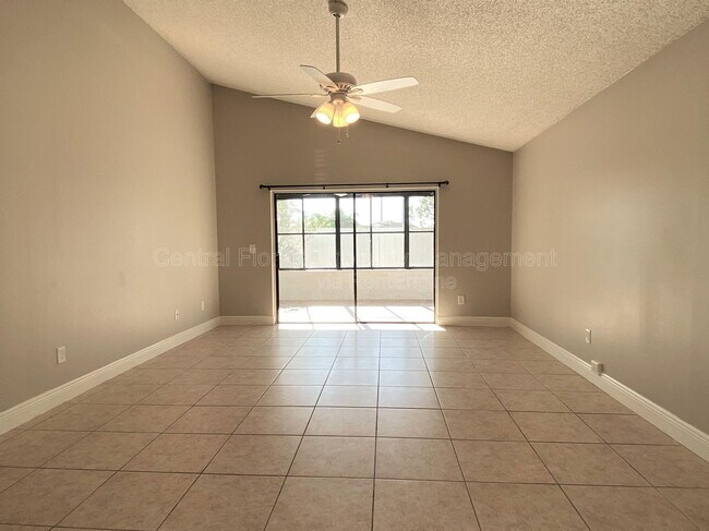 Building Photo - 281 Chicago Woods Cir