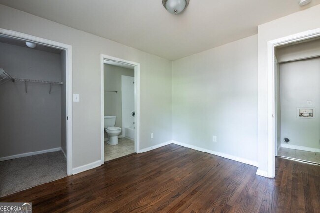 Building Photo - 3527 Bolfair Dr NW