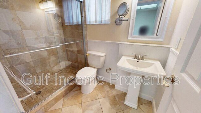 Building Photo - 4121 Heron Way