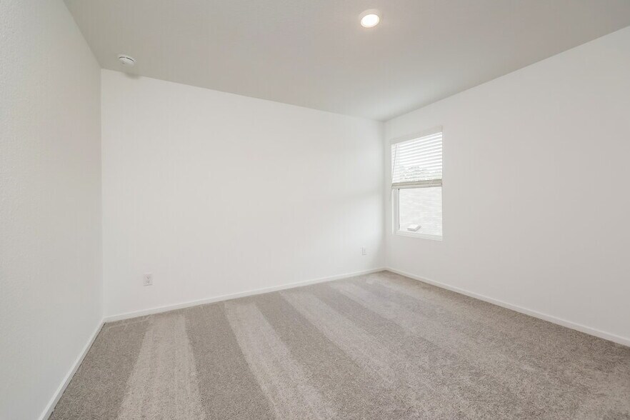 Building Photo - 1543 Crowson Rdg