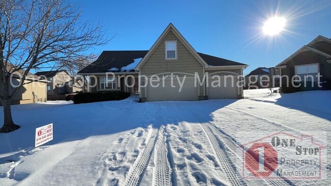 Primary Photo - 5 Bedroom, 3.5 Bathroom home with 3 Car Ga...