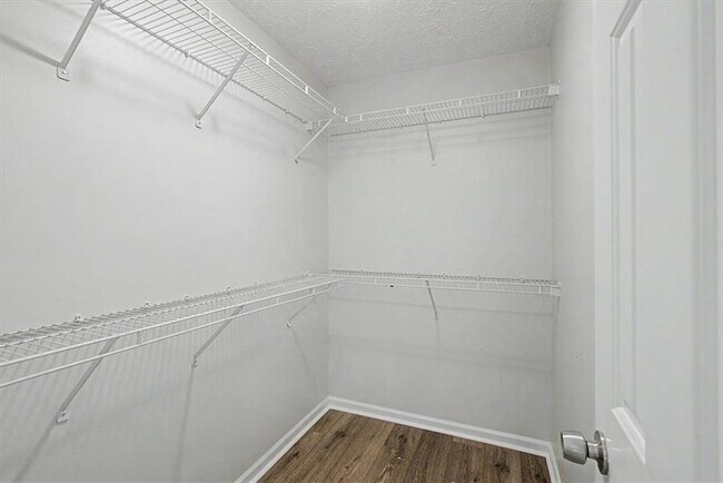 Building Photo - 980 Windcroft Cir NW