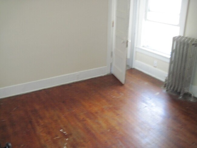 Building Photo - 2417 N Cramer St