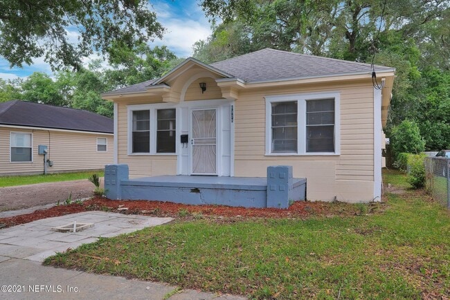 Building Photo - 6418 Sapphire Dr