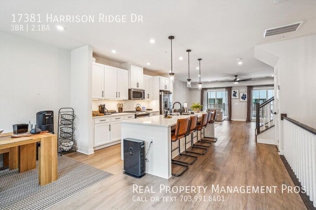 Building Photo - 17381 Harrison Rdg Dr