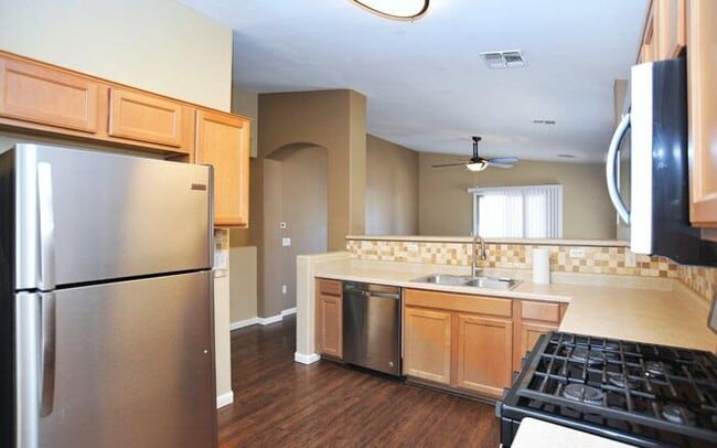 Building Photo - Beautiful 3 bedroom/2 bath home in Marana- exit 236