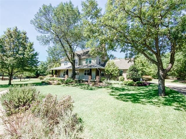 Building Photo - 581 Country Club Rd