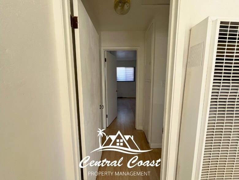 Building Photo - 0 E Foster Rd