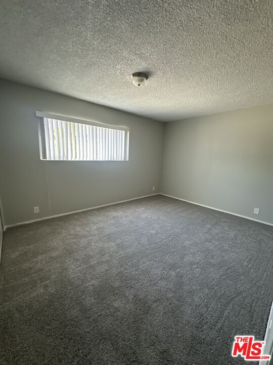 Building Photo - 4550 Overland Ave