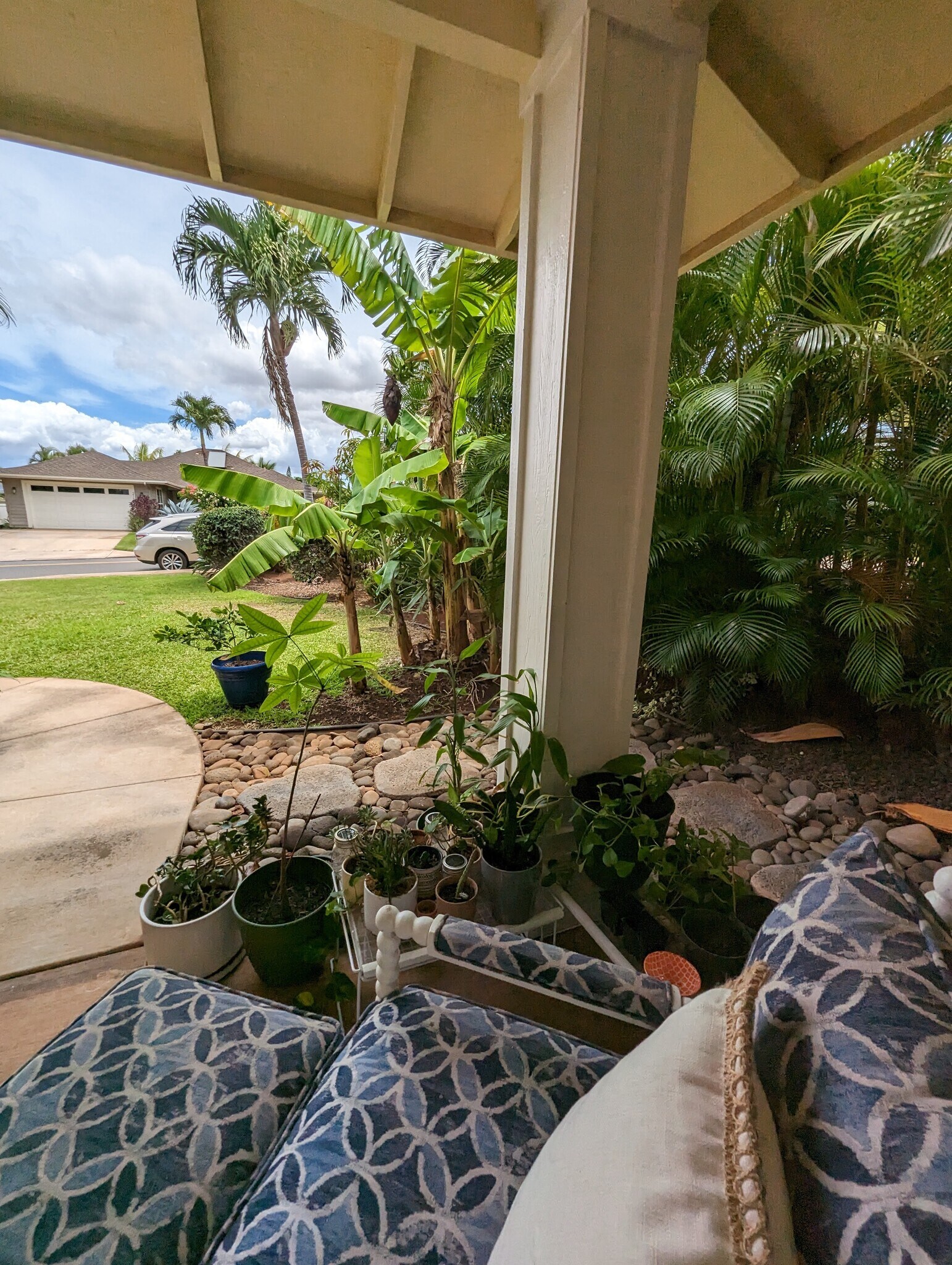 furniture prior tenants, not included - 214 A Kuli Puu St