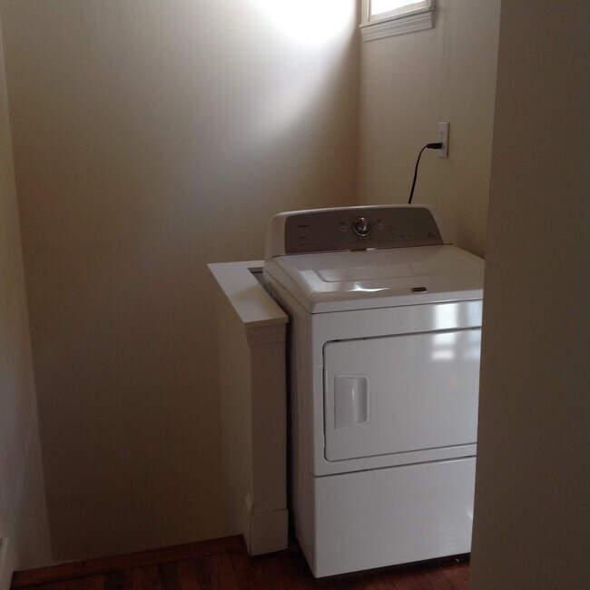 Building Photo - 53 Winthrop Ave