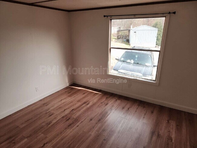 Building Photo - 36 Misty Mountain Way