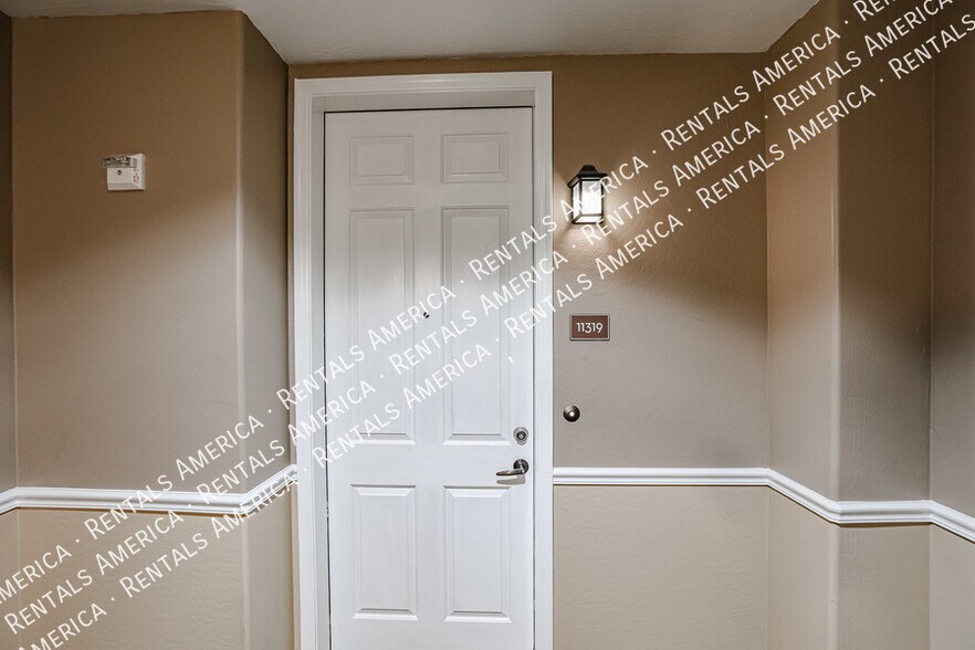 Primary Photo - 14575 W Mountain View Blvd