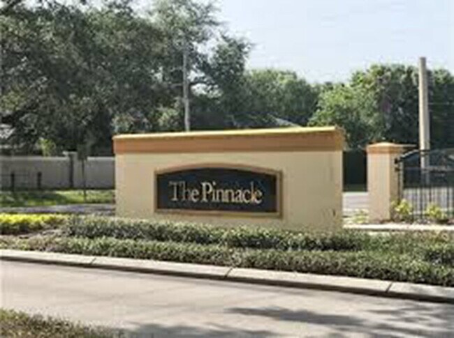 Building Photo - Third floor 1B/1B condo with balcony at Th...