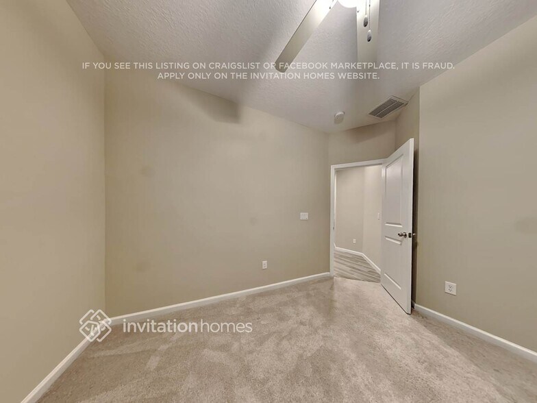 Building Photo - 7545 Chervil St