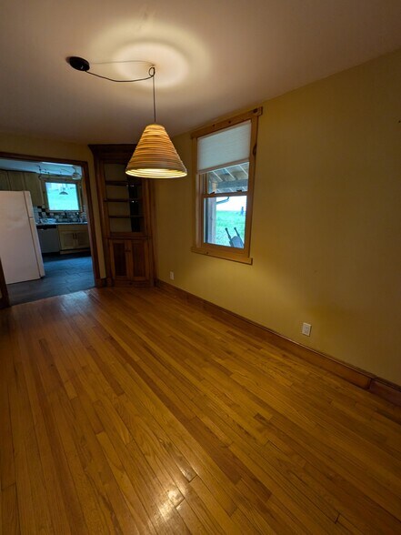 Building Photo - 17 High St